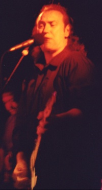Dave Davies in Aschaffenburg 2001, photo: Helge Buttkereit
